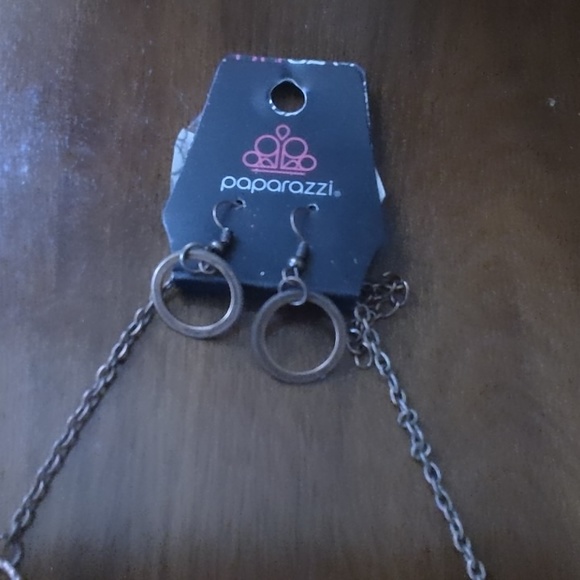 Brand new with tags copper necklace and earring set - Picture 2 of 3